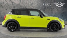 MINI Hatchback 1.5 Cooper Exclusive 5dr Auto Petrol Hatchback